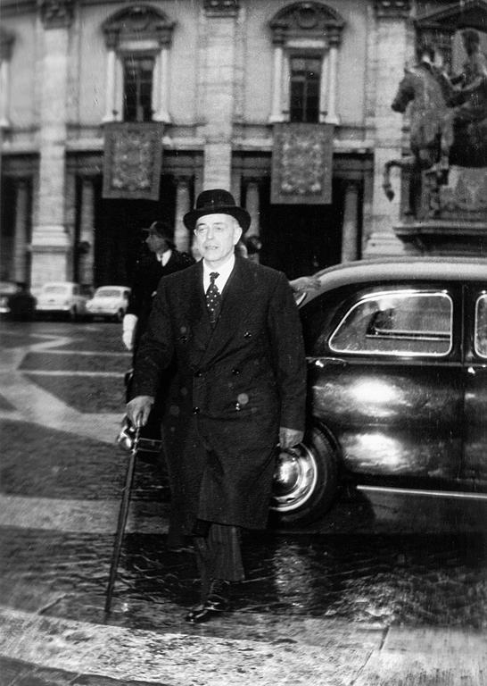 Arrivée de Gaetano Martino au Capitole (Rome, 25 mars 1957)