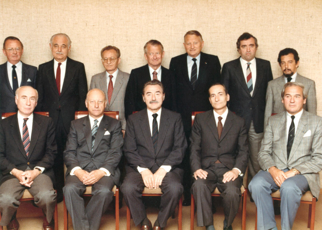 The Members from 18 May 1986 to 17 October 1987