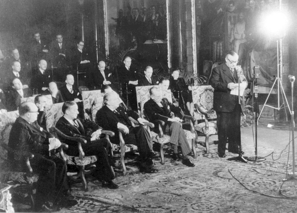 Ceremony for the signing of the Brussels Treaty (17 March 1948)