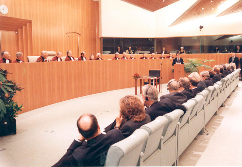 Swearing-in of the Prodi Commission (Luxembourg, 17 September 1999)