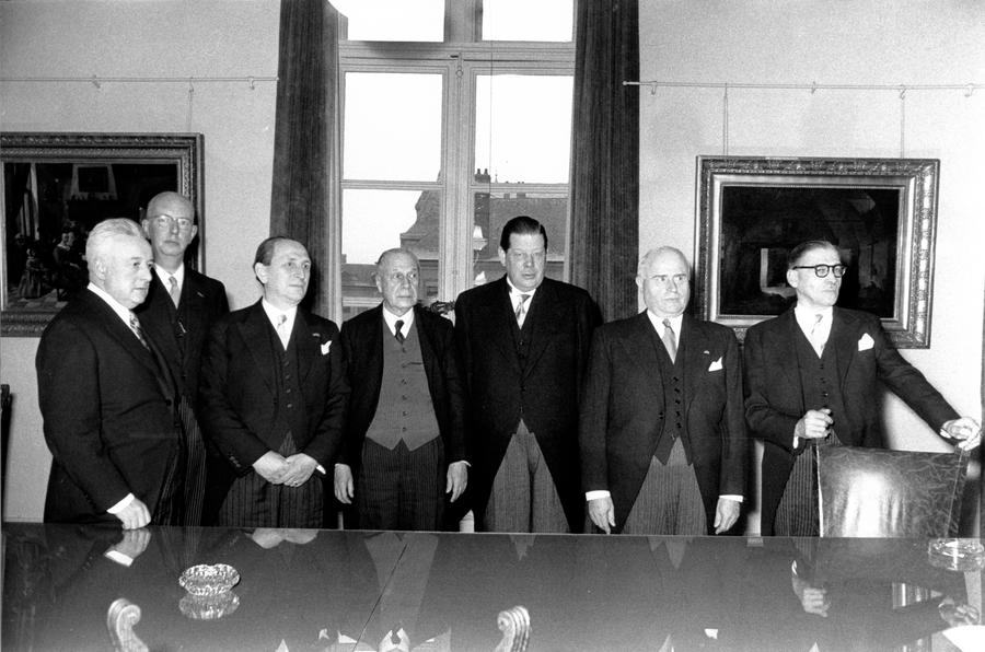 Rechters op de eerste zitting van het Hof van Justitie van de EGKS te Luxemburg (10 december 1952)