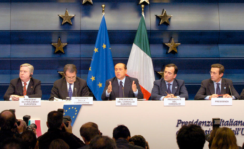 Persconferentie (Europese Raad van Brussel, 13 december 2003)