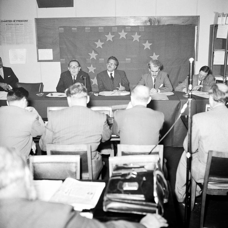 Pressekonferenz von François de Menthon (Straßburg, 26. September 1953)