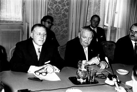 Pierre Werner and Ludwig Erhard (Luxembourg, 4 May 1964) (I)