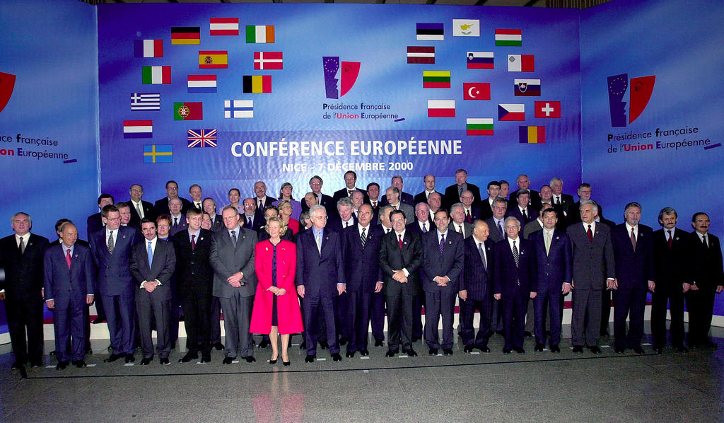 Conférence européenne et Conseil européen de Nice (Nice, 7-9 décembre 2000)