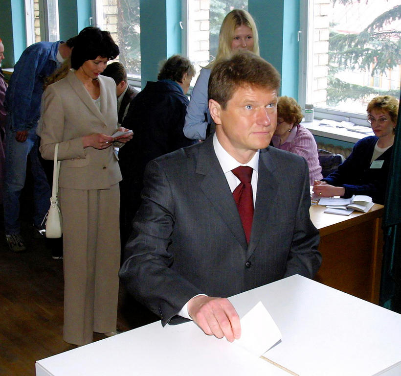 Référendum en Lituanie sur l'adhésion du pays à l'Union européenne (Vilnius, 10 mai 2003)
