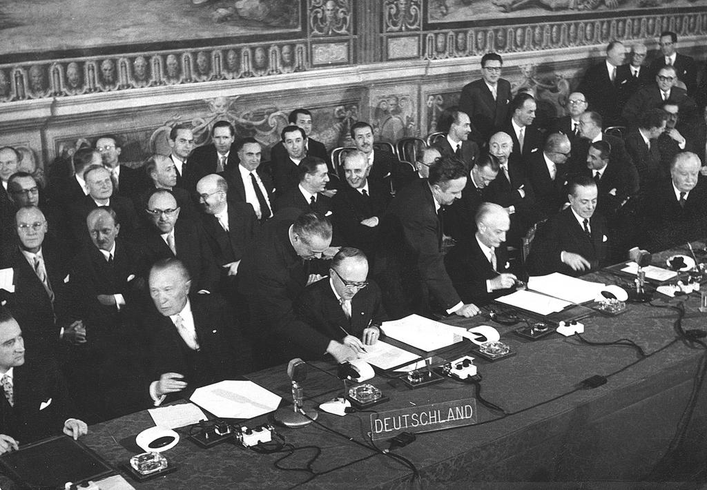 Signature des traités CEE et CEEA (Rome, 25 mars 1957)