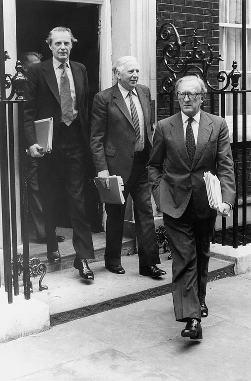 Négociations sur le chèque britannique: Sir Ian Gilmore, Mr. James Prior et Lord Carrington (Londres, 2 juin 1980)