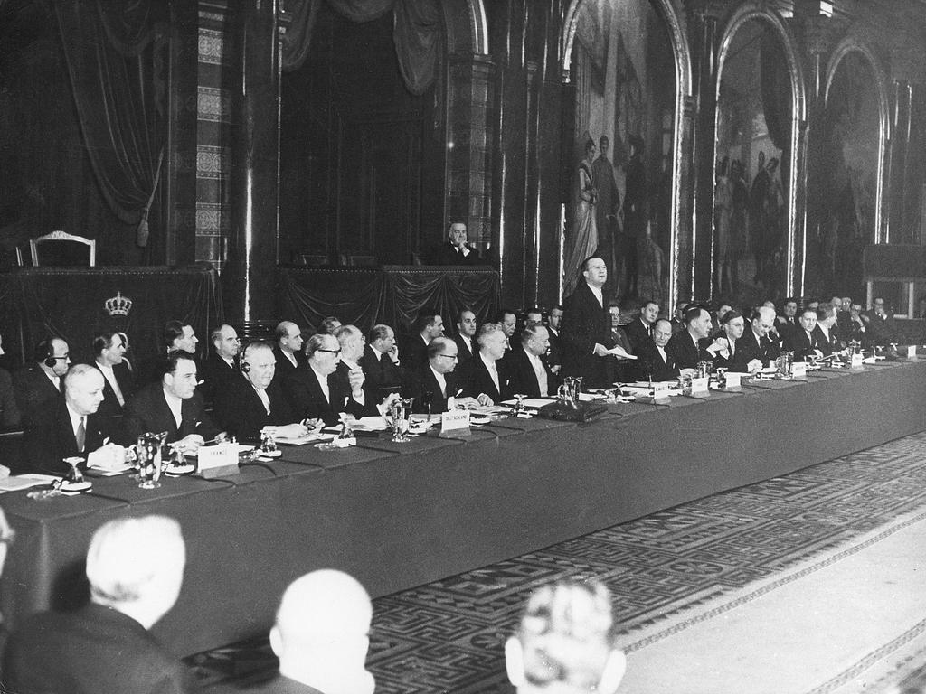 Erste Tagung der Räte der EWG und der EAG (Brüssel, 25. Januar 1958)
