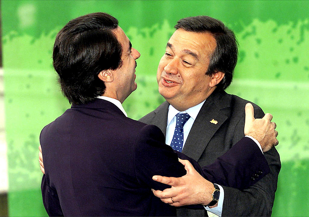 José María Aznar and António Guterres shortly before the Santa Maria da Feira European Council (18 June 2000)