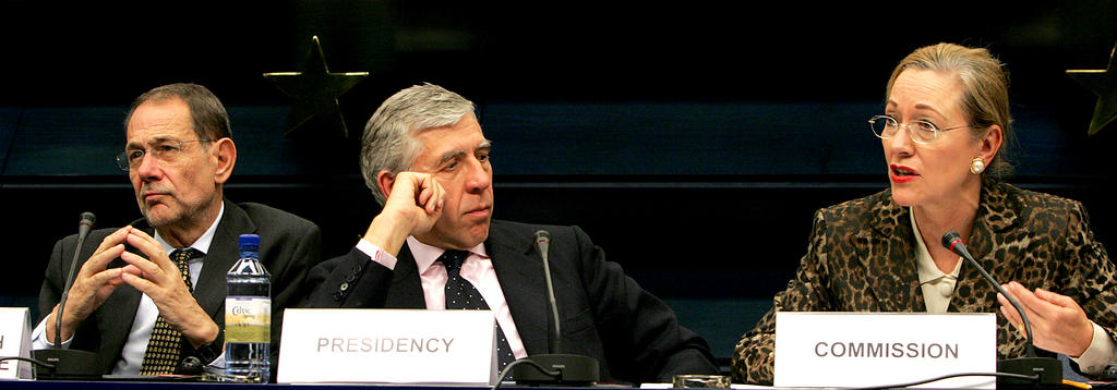 Conférence de presse de Javier Solana, Jack Straw et Benita Ferrero-Waldner (Bruxelles, 21 novembre 2005)