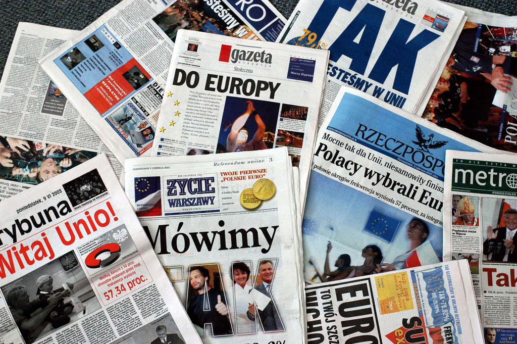 Reactions in the Polish press after the referendum on the country’s accession to the EU (Warsaw, 9 June 2003)