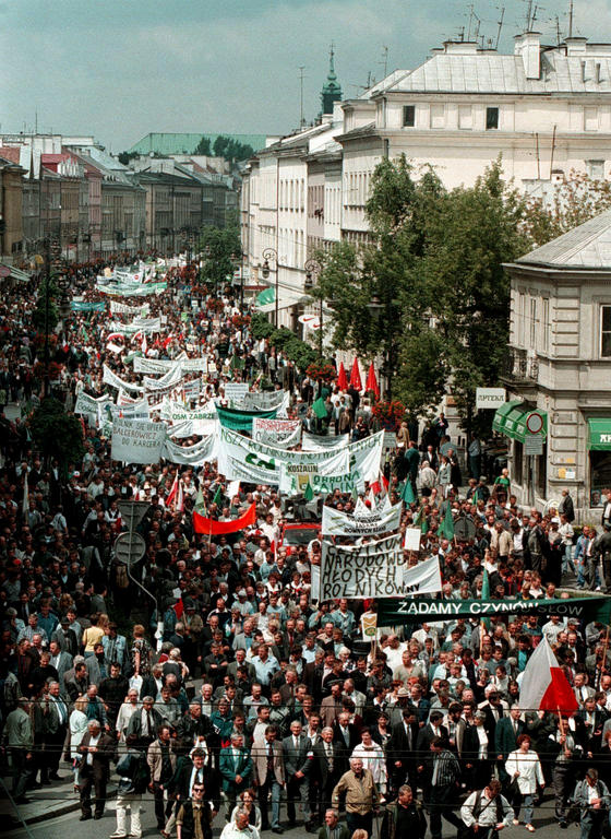 Manifestation d'agriculteurs en Pologne (Varsovie, 10 juillet 1998)