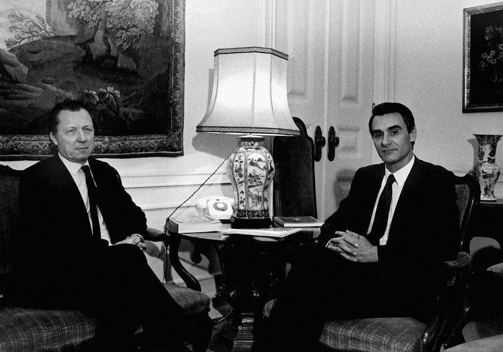 Jacques Delors and Aníbal Cavaco Silva (Lisbon, 15 April 1987)