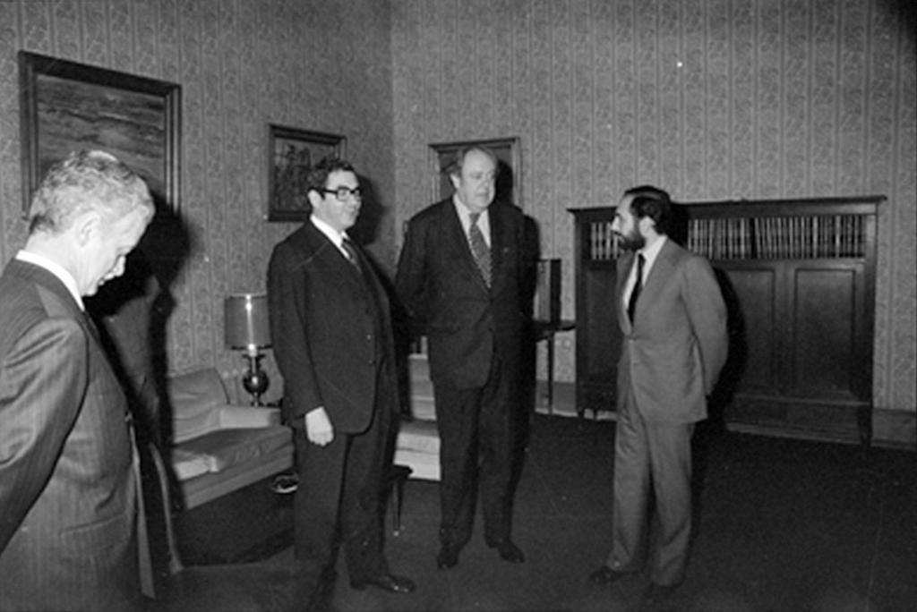 Sir Christopher Soames en visite à Lisbonne (12 février 1975)
