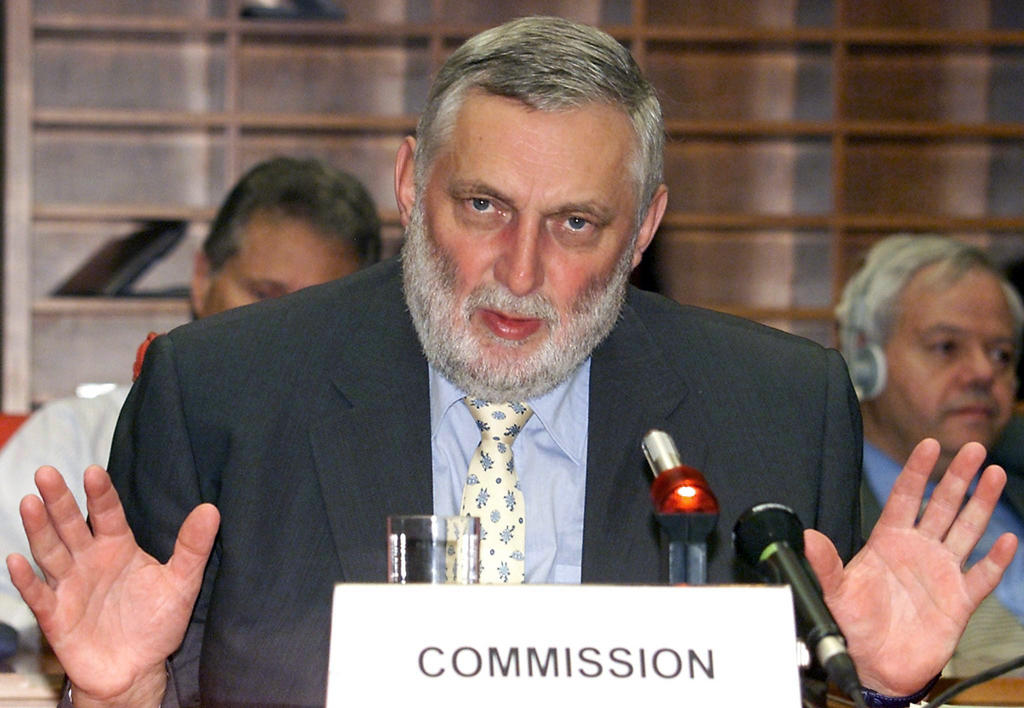 Franz Fischler à l'issue de négociations pour la réforme de la PAC (Luxembourg, 26 juin 2003)