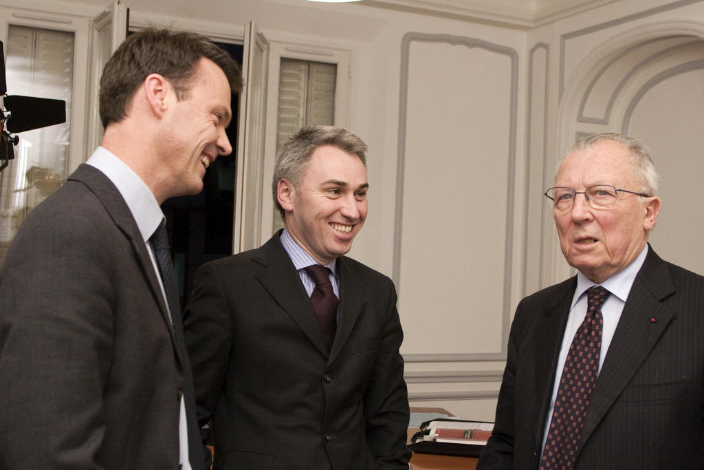 Jacques Delors avec Hervé Bribosia et Étienne Deschamps