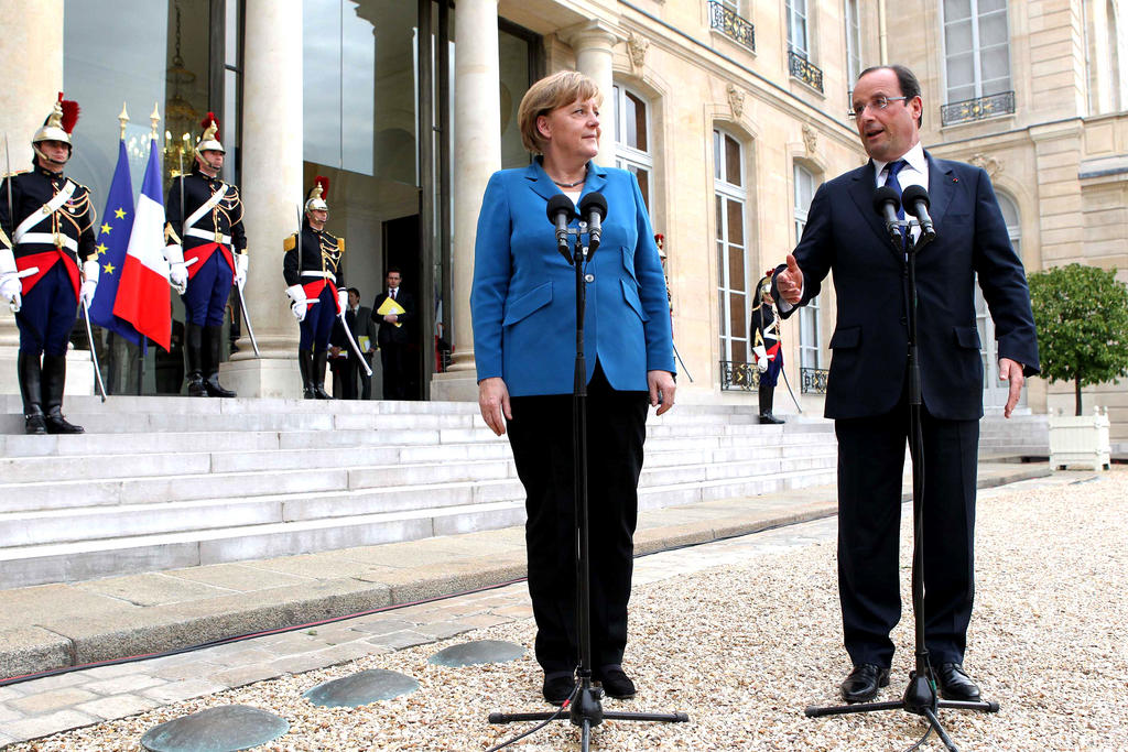 Rencontre entre François Hollande et Angela Merkel à l'Élysée (Paris, 27 juin 2012)