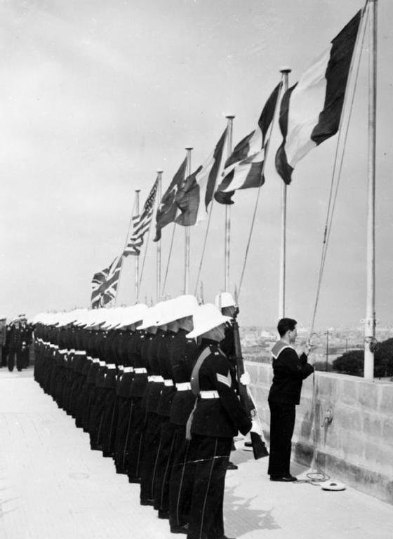 Quartier général du commandement des Forces Alliées de la Méditerranée (Malte, 13 mars 1954)