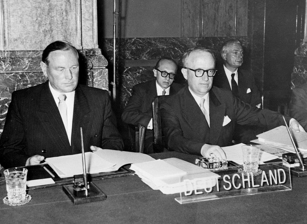 The German delegation at the Messina Conference (Messina, 1 June 1955)
