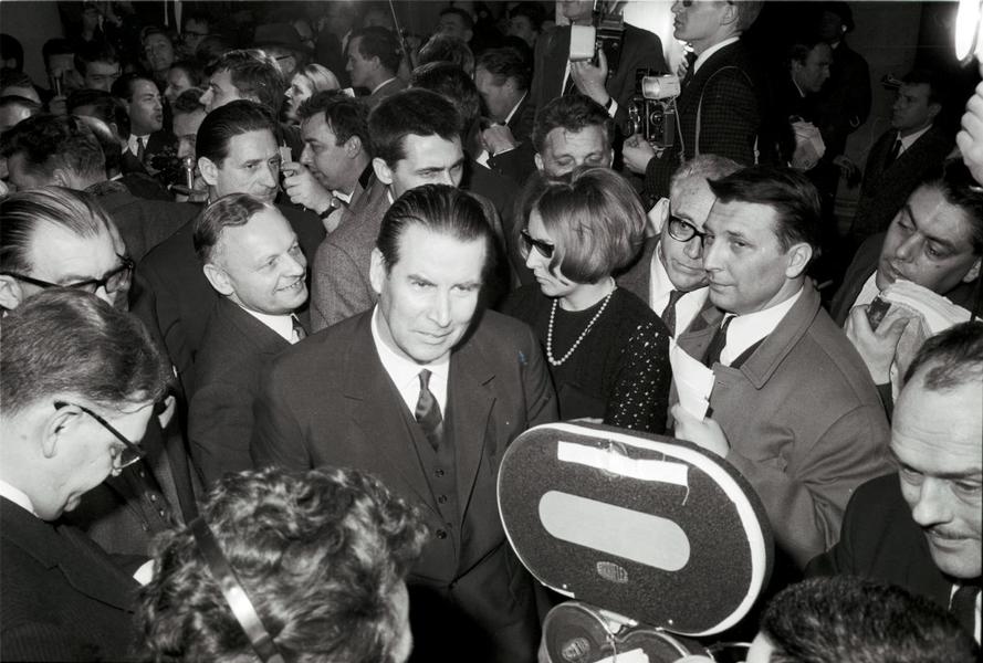 Gerhard Schröder lors de la seconde réunion du Conseil extraordinaire de Luxembourg (28 janvier 1966)